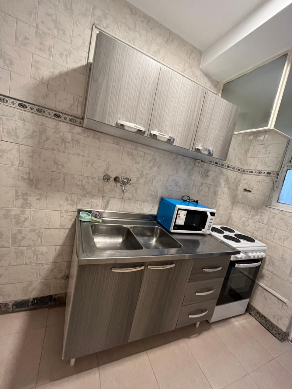 Kitchen or kitchenette, minibar, pet friendly, stove