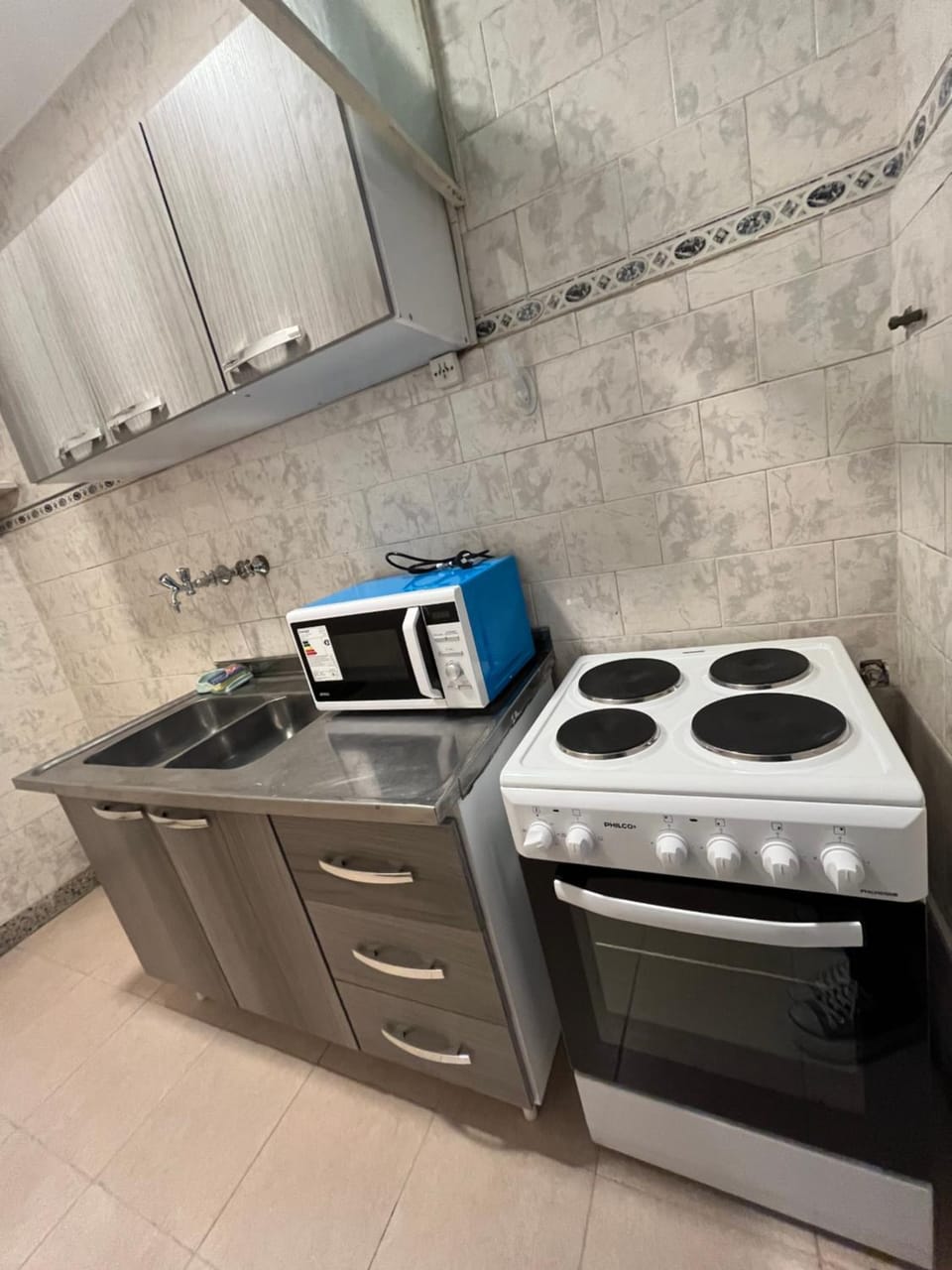 Kitchen or kitchenette, minibar, pet friendly, stove, toaster