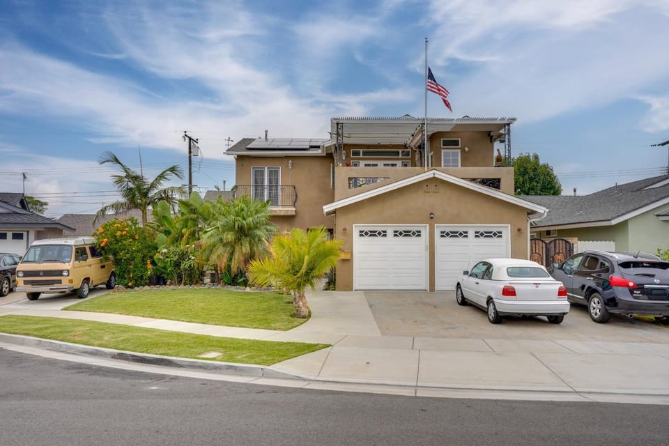 Huntington Beach Vacation Rental ~ 3 Mi to Dtwn! House in Huntington Beach
