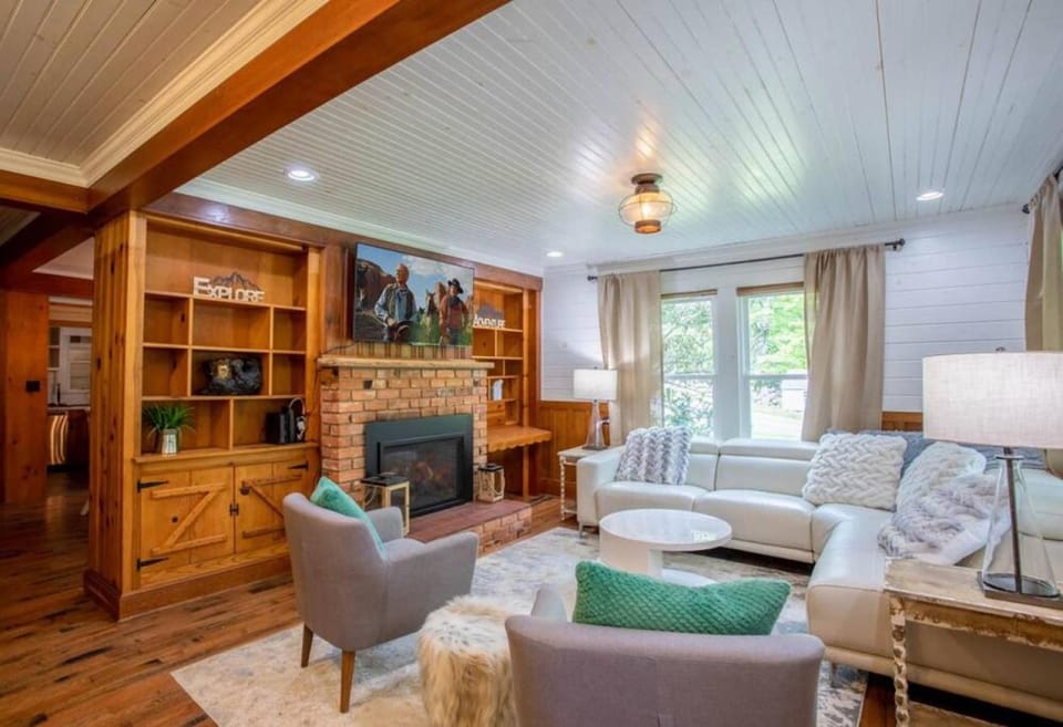 TV and multimedia, Living room