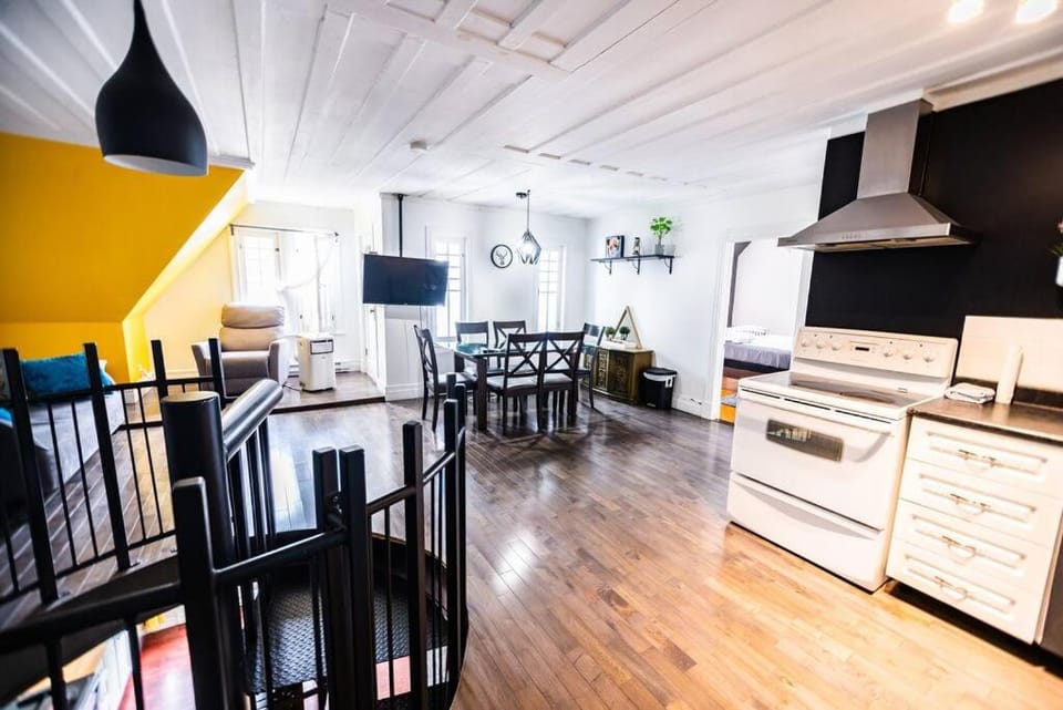La Maison bleue des Artistes Apartment in Quebec City