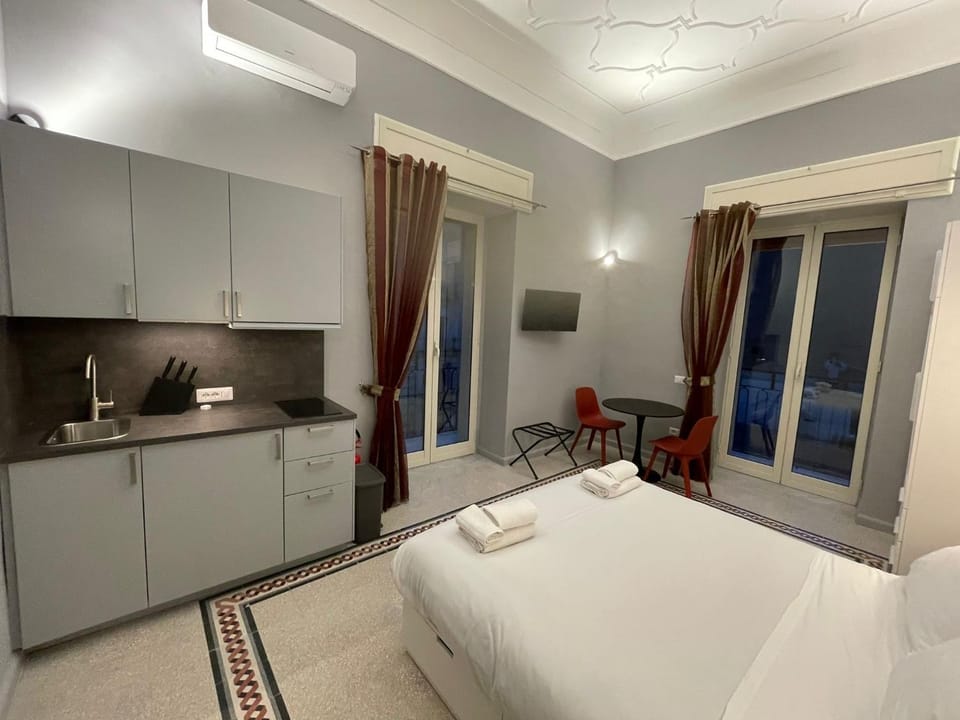 La Cornucopia Apartment in Naples