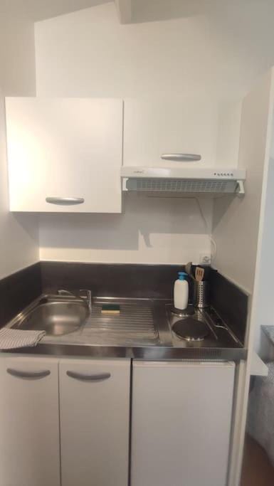 Appartement avec balcon au coeur des Chartrons Apartment in Bordeaux