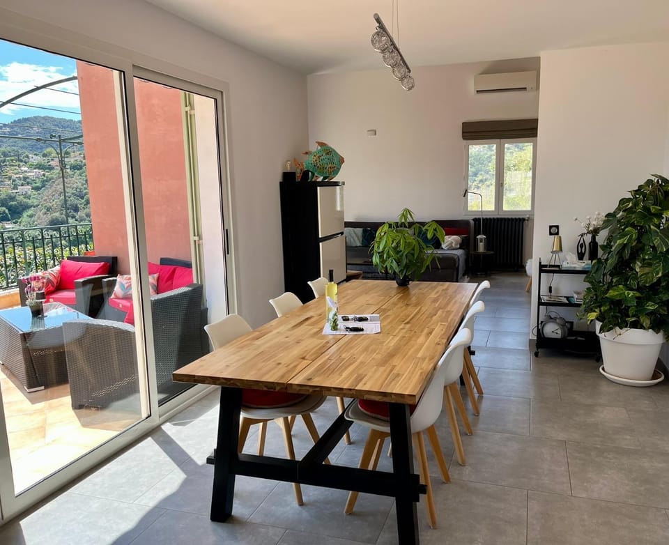 Villa panoramique vue mer et jardin-6 personnes-Menton Villa in Menton
