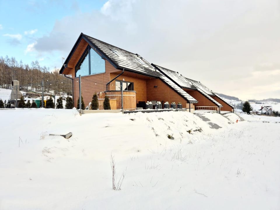 Property building, Winter