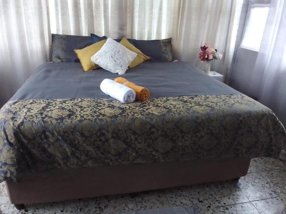 Lindokuhle Holiday Accommodation Vacation rental in Durban