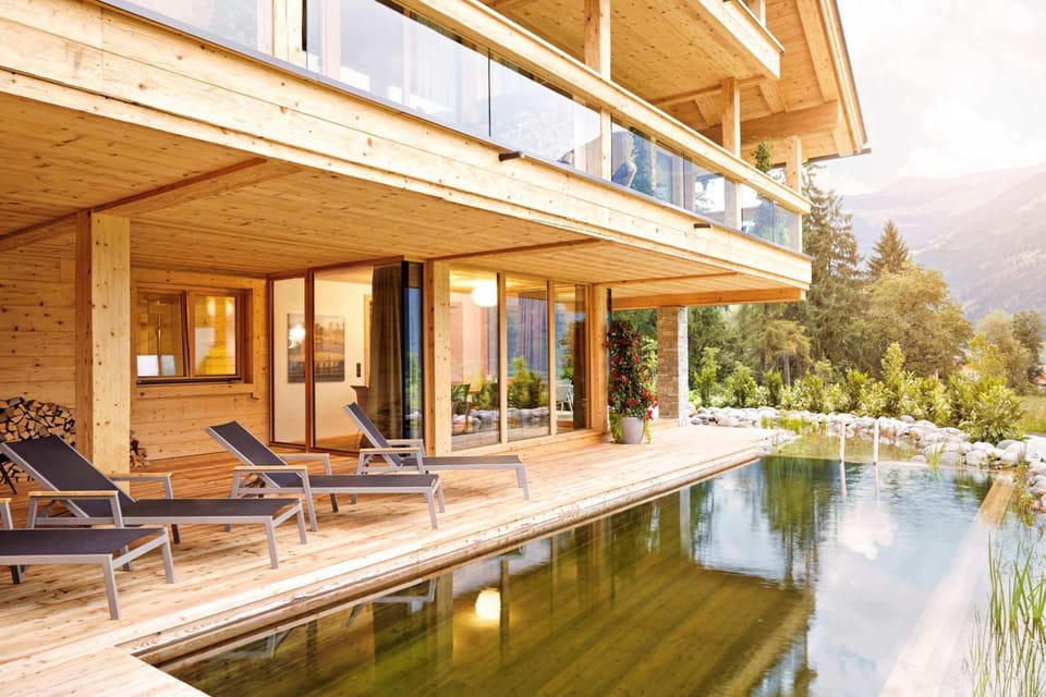 Property building, Swimming pool