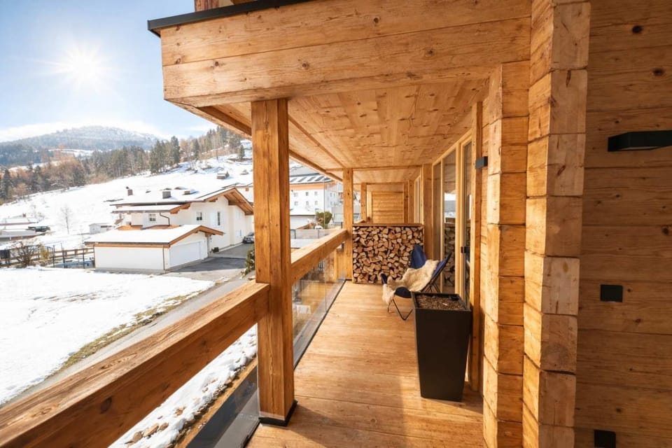 Balcony/Terrace, Balcony/Terrace