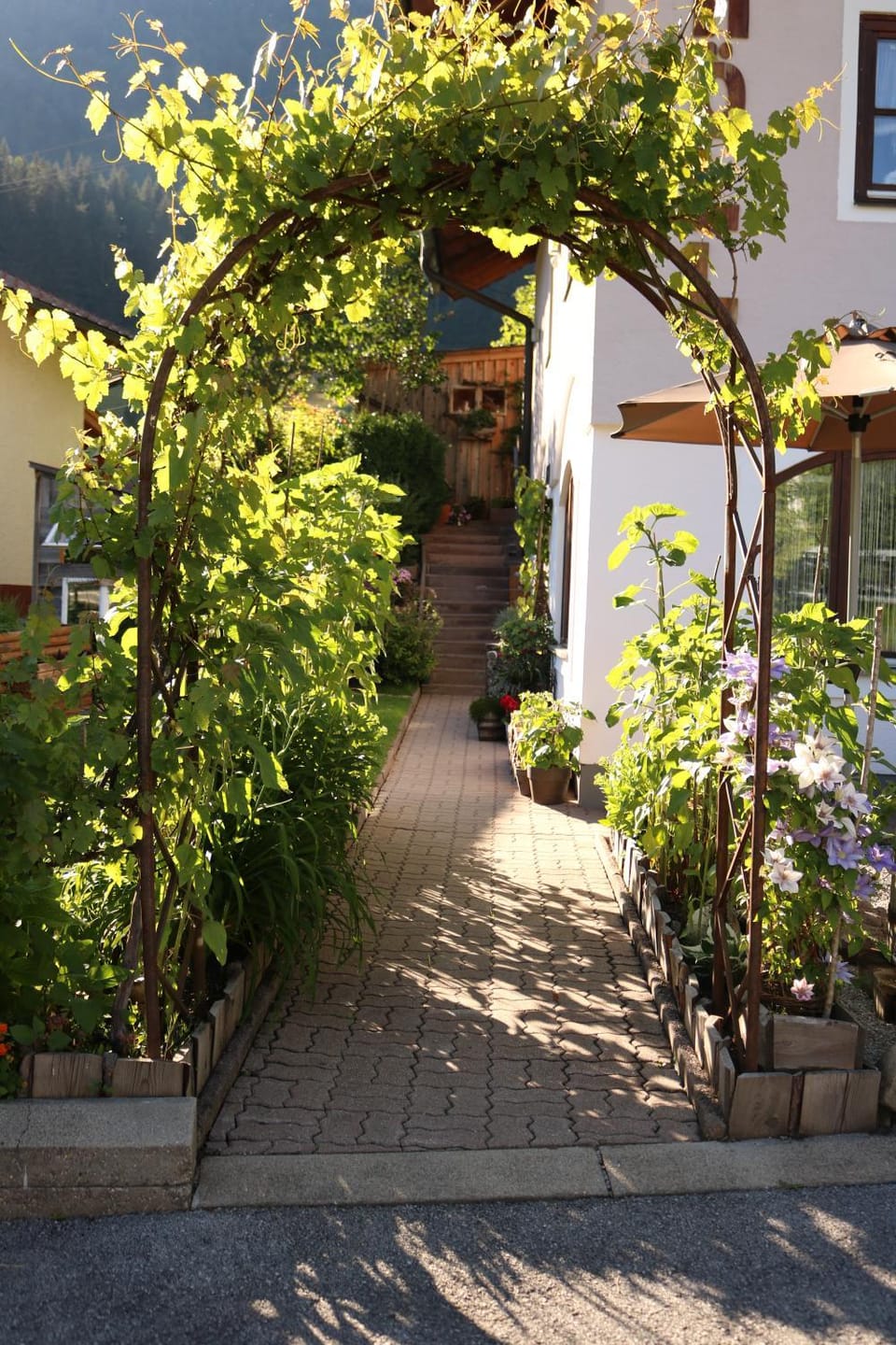 Facade/entrance, Garden