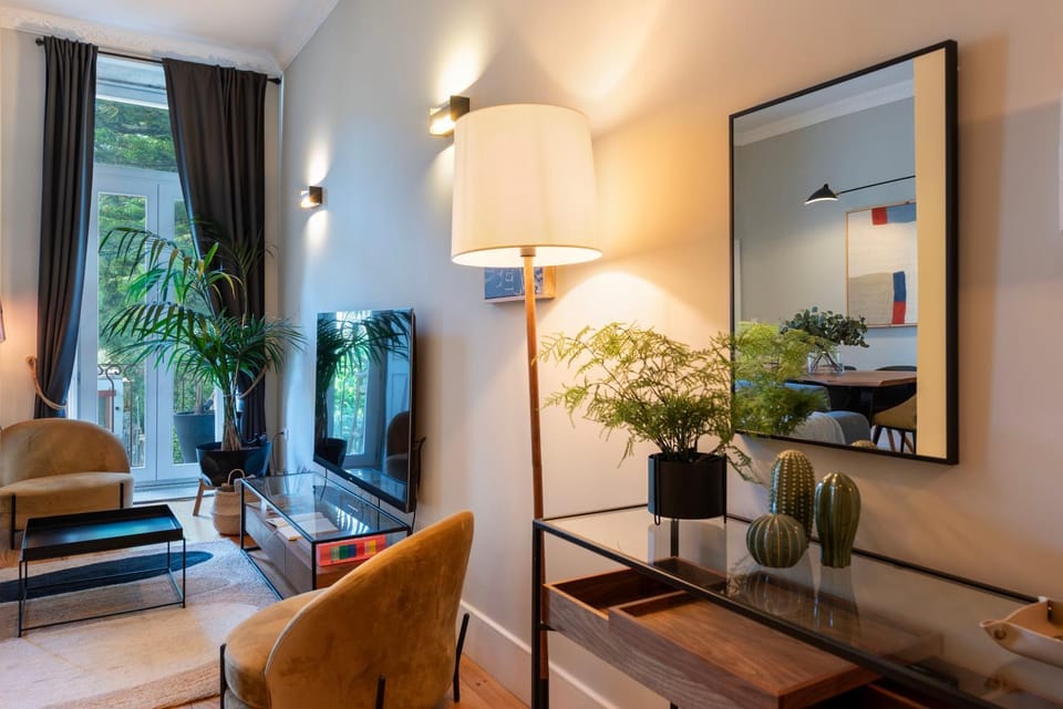 BmyGuest Collection - The Marquis Luxury Garden Apartment Apartment in Porto