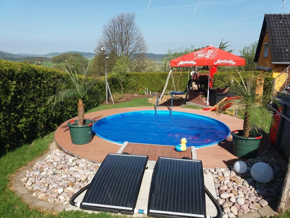 Swimming pool, Swimming pool