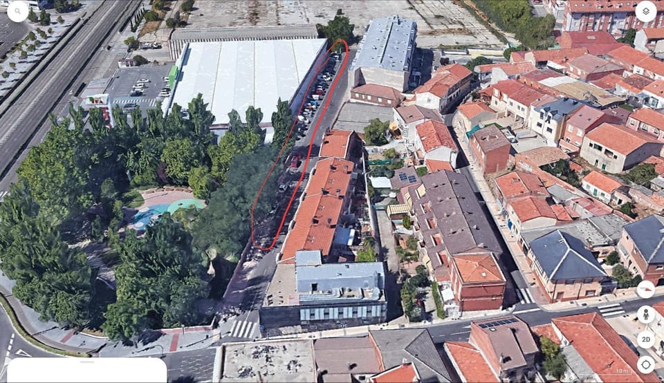 Property building, Bird's eye view, Street view, Location