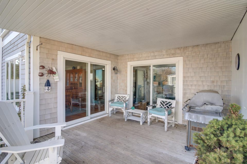 Scituate Vacation Rental - Walk to the Beach! House in Scituate