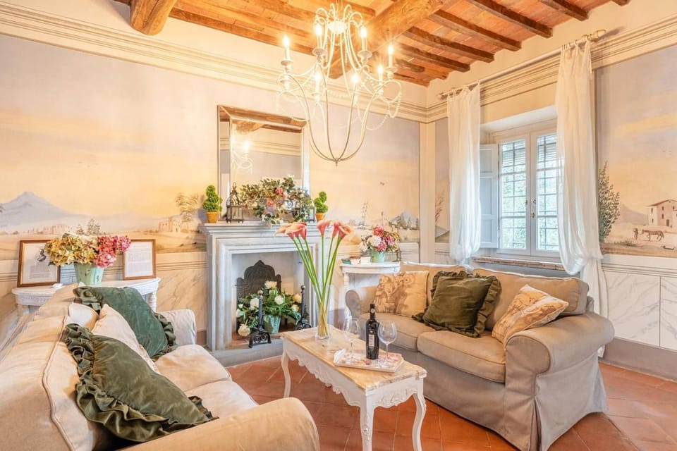 Living room, Seating area
