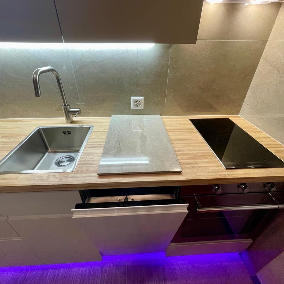 Kitchen or kitchenette