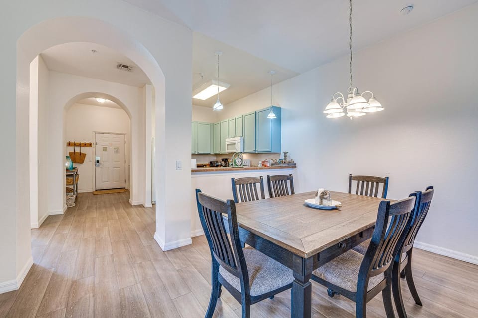 Bahama Bay Condo: 7 Mi to Disney! House in Polk County