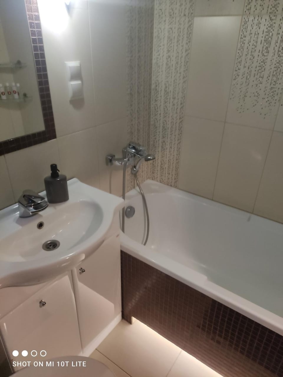 Bathroom, Bath