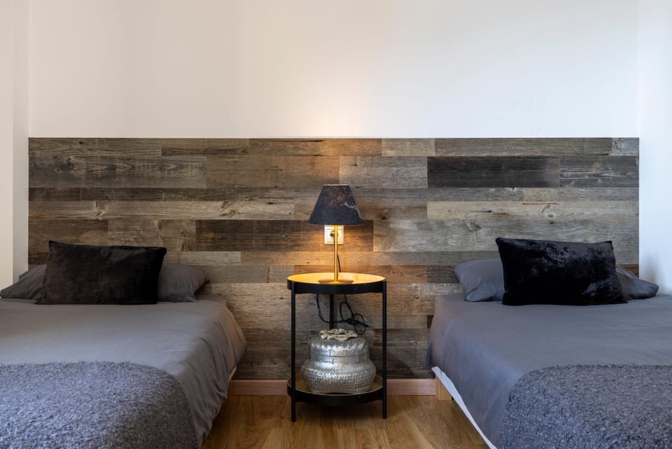Iconic - A Pie De Pistas En 1 Minuto - Terraza con Vistas al Valle Arinsal - Parking Gratis l by BonesVacances Apartment in Arinsal