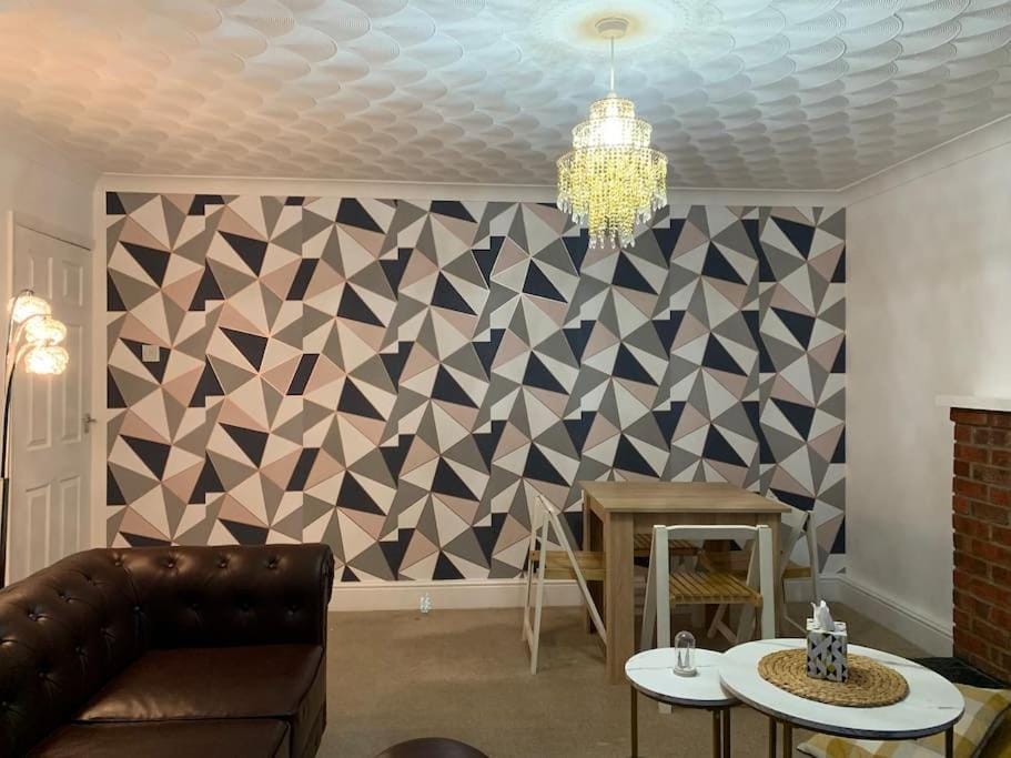 Luxury Two Bed Deluxe Maisonette Apartment in Farnham