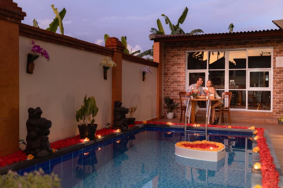 Property building, Patio, Day, People, Pool view, Swimming pool, group of guests, sunbed