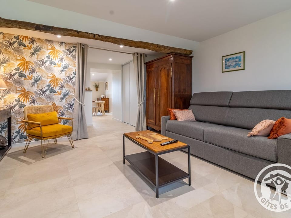 Gîte charmant entre Loire et Layon, terrasse, jardin, parking, proche d'Angers, idéal pour couples - FR-1-622-71 House in Pays de la Loire