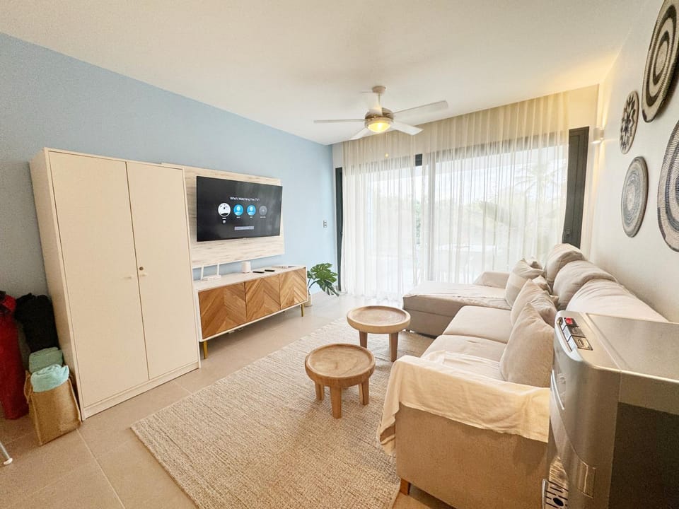 Tropical Relaxing 2 Bedroom Unit with picuzzi Apartment in Punta Cana