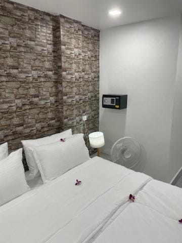 My Home Bed and Breakfast in Patong