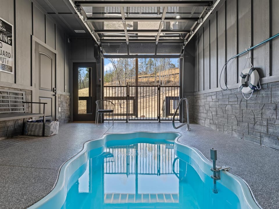 Garden, Swimming pool