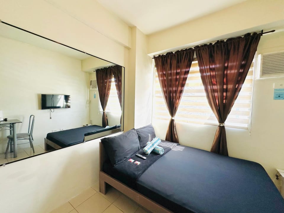 Living room, Photo of the whole room, Bedroom