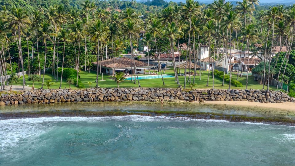 Property building, Bird's eye view, View (from property/room), Swimming pool