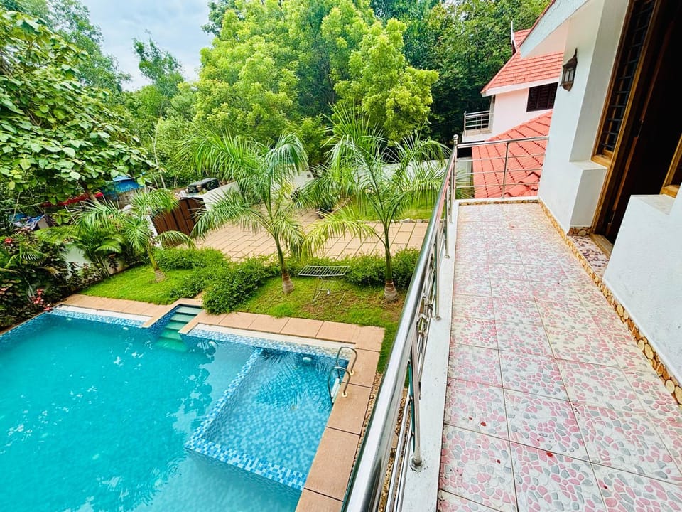 Patio, Pool view