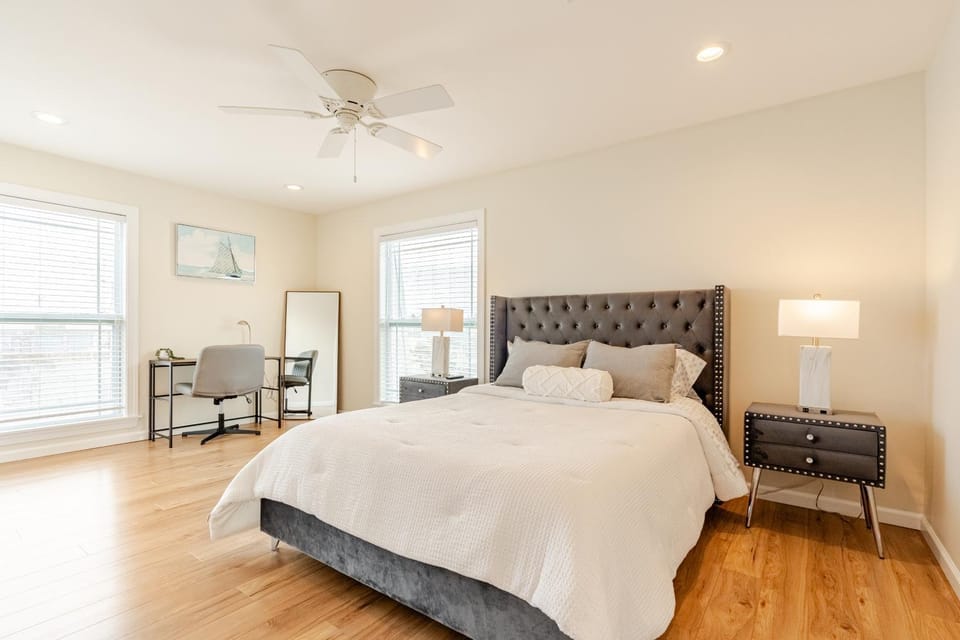 Bed, Bedroom