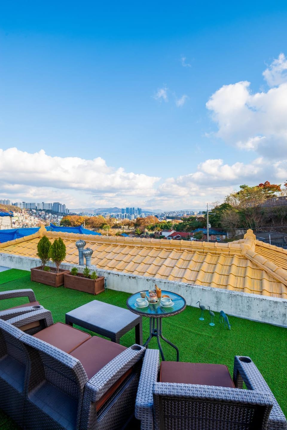Patio, Natural landscape, Seating area, City view
