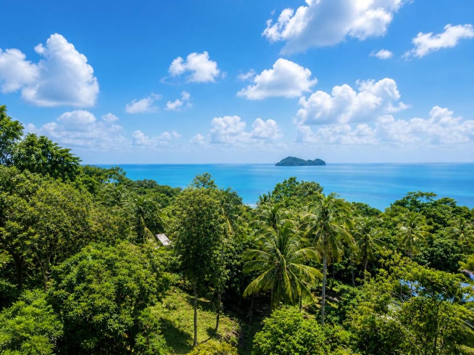 Villa Archie INCREDIBLE Sea View second fl Villa in Ko Pha-ngan Sub-district