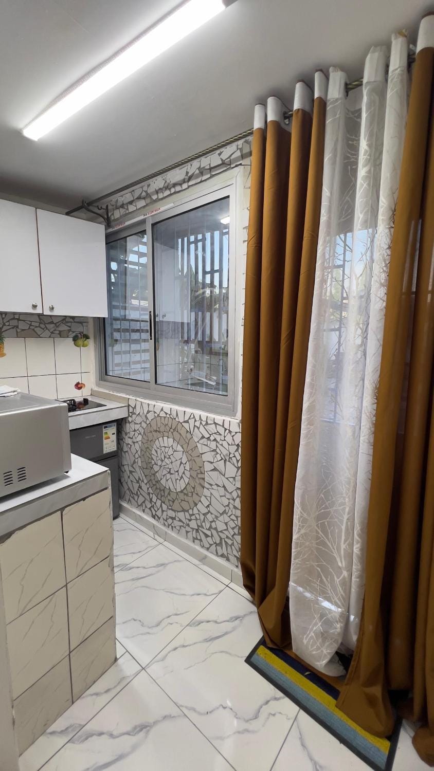 Studio moderne LCE Apartment in Douala