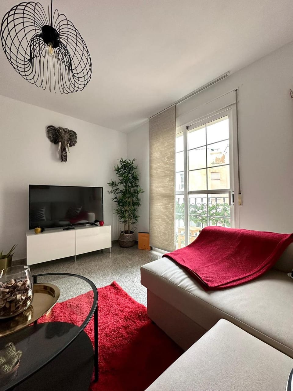 Communal lounge/ TV room