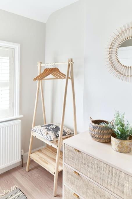 Cute Beach House - 4 mins walk House in Bournemouth