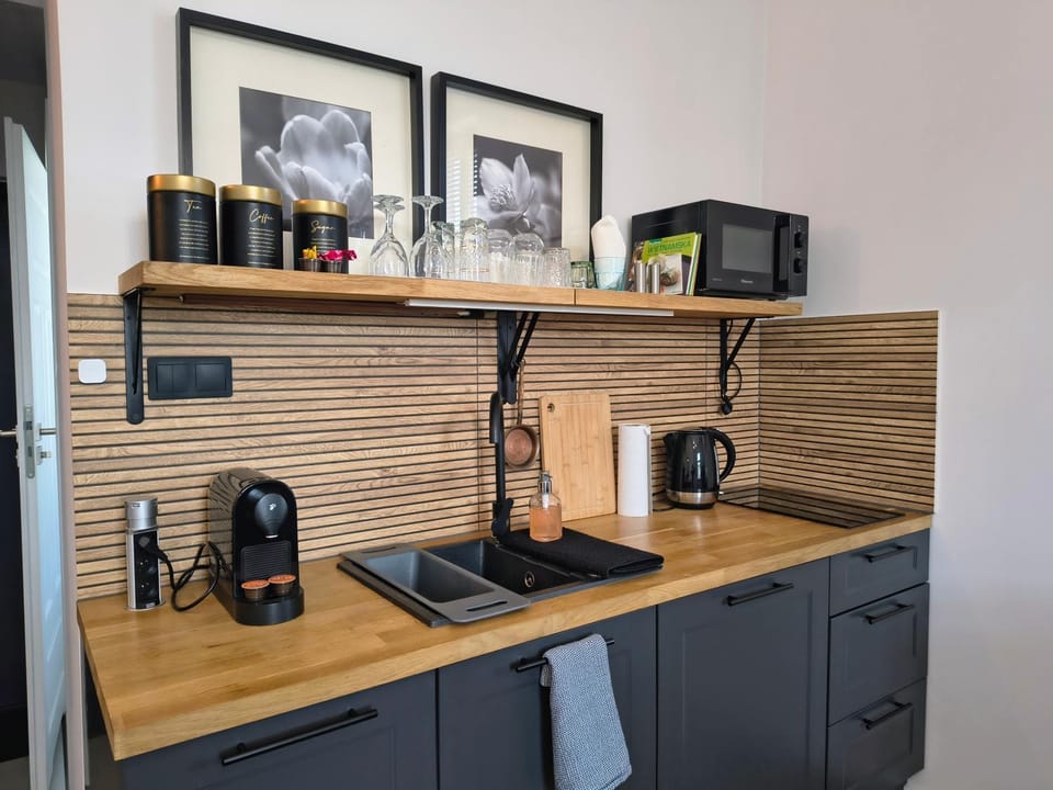 Coffee/tea facilities, Kitchen or kitchenette