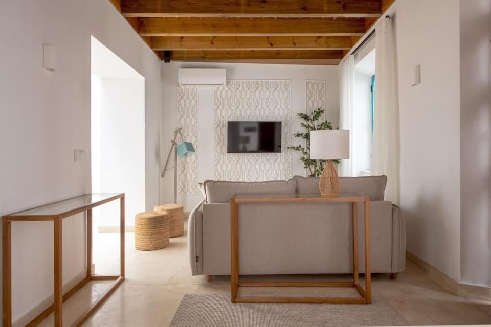 Alhondiga City Center Private House by Valcambre Apartment in Seville
