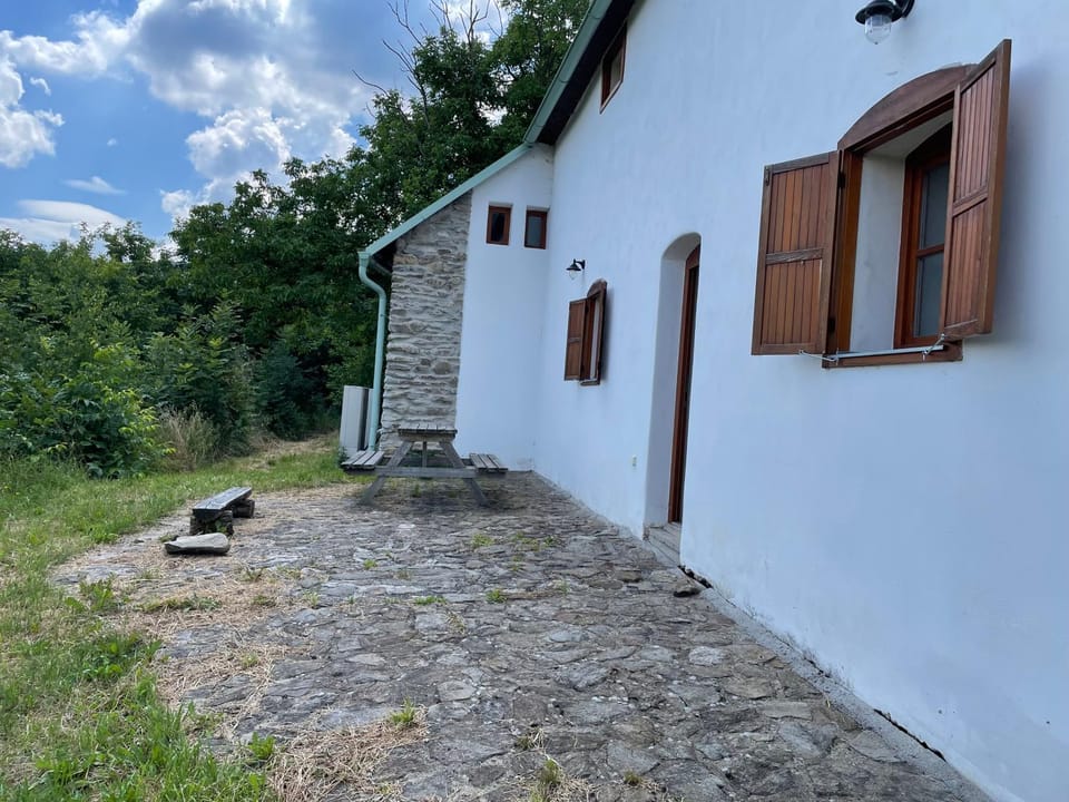 Property building, Balcony/Terrace