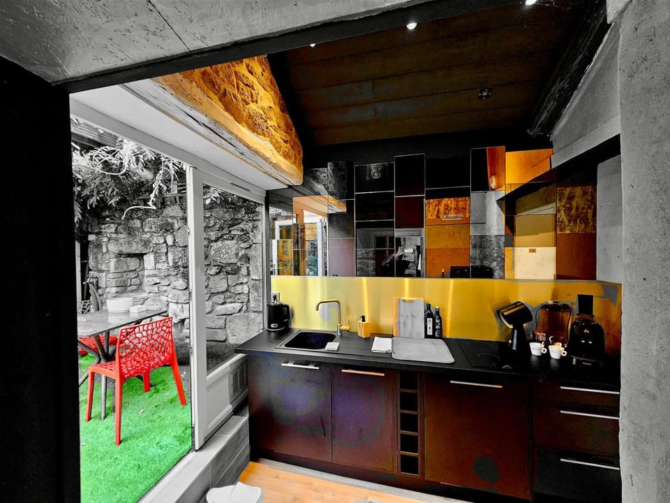 Kitchen or kitchenette, stove
