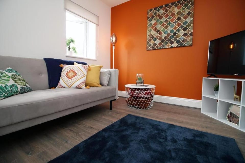 Cardiff Comfort 2 Bedroom Suites With Parking Apartment in Cardiff