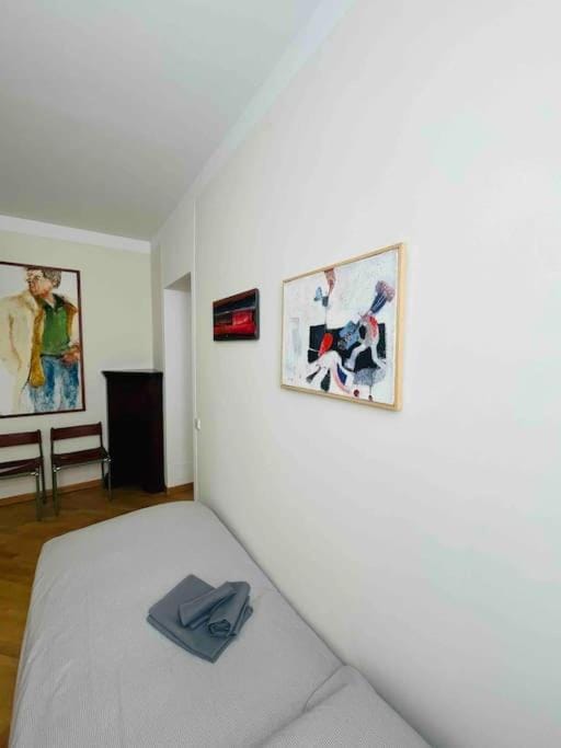 Ale Home Apartment in Como