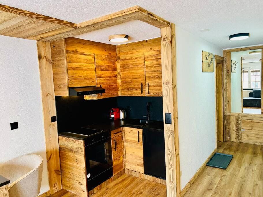 Kitchen or kitchenette, stove