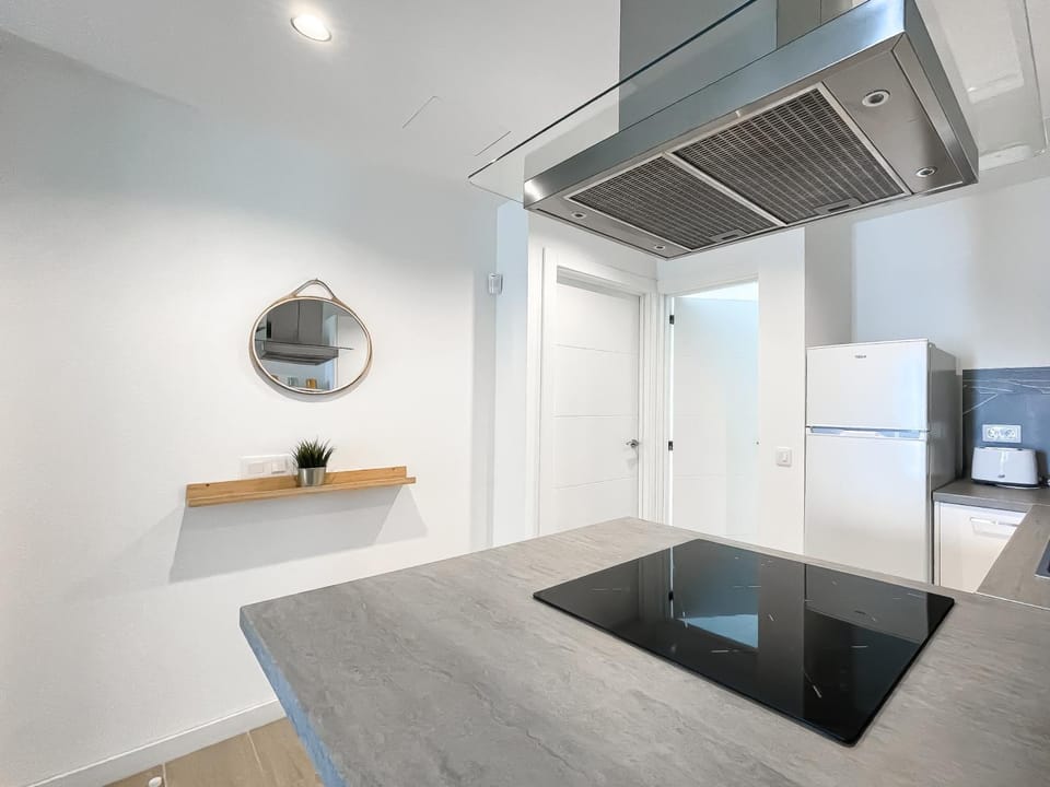 Kitchen or kitchenette