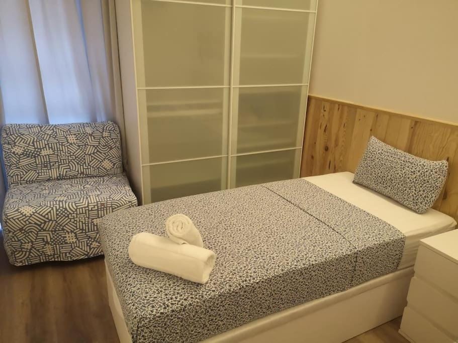 Roós, design loft near the sea. Apartment in Barcelona