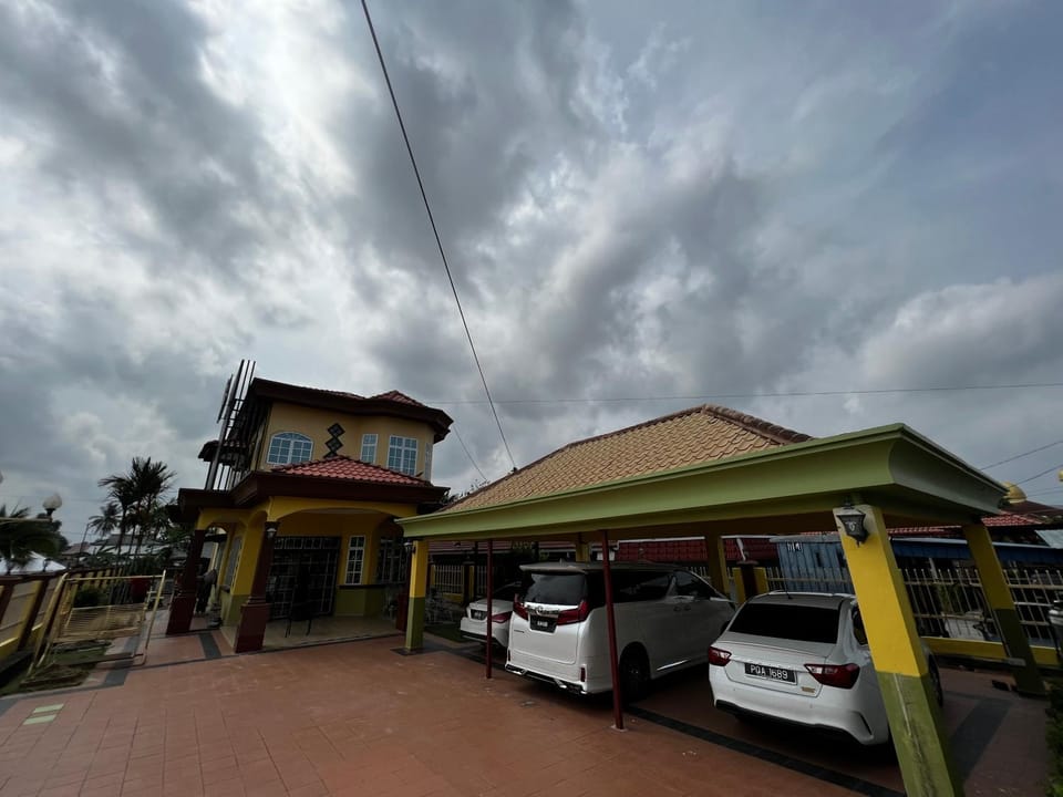 Property building, Parking