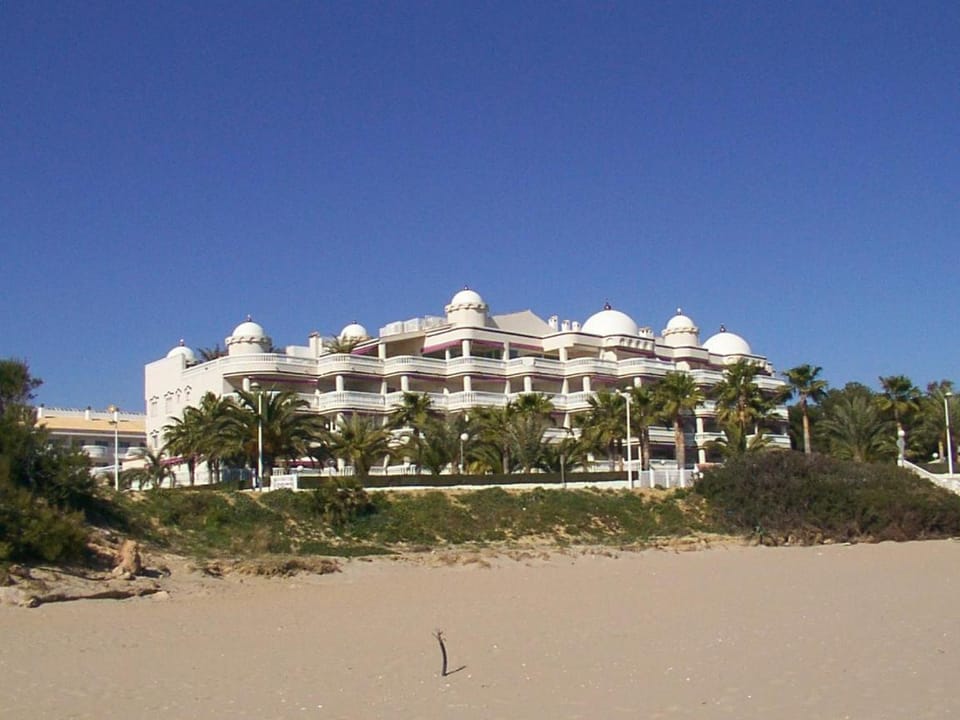 Property building, Natural landscape