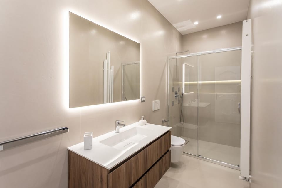 Shower, Bathroom
