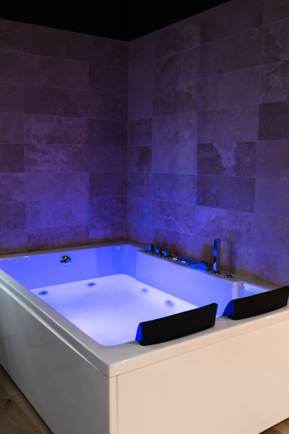 Bathroom, Spa and wellness centre/facilities, Bath